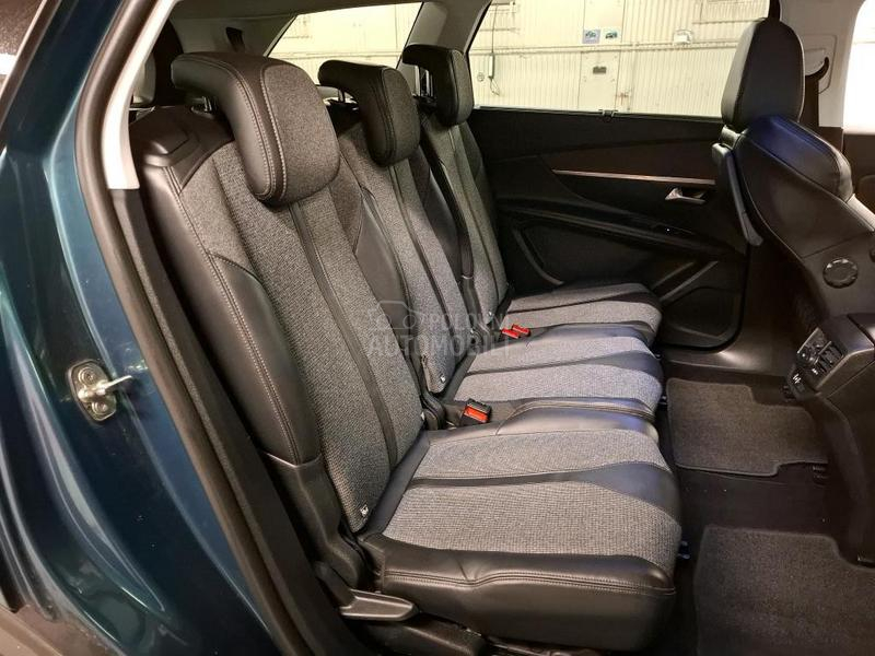Peugeot 5008 1.6 THP ALLURE