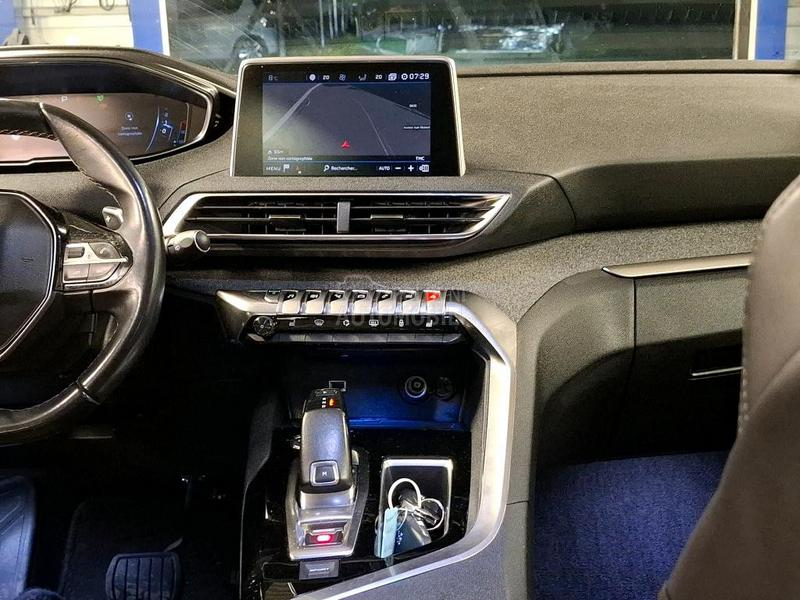 Peugeot 5008 1.6 THP ALLURE