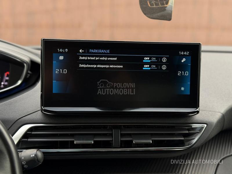 Peugeot 3008 Kamera/Auto/Led/Nav