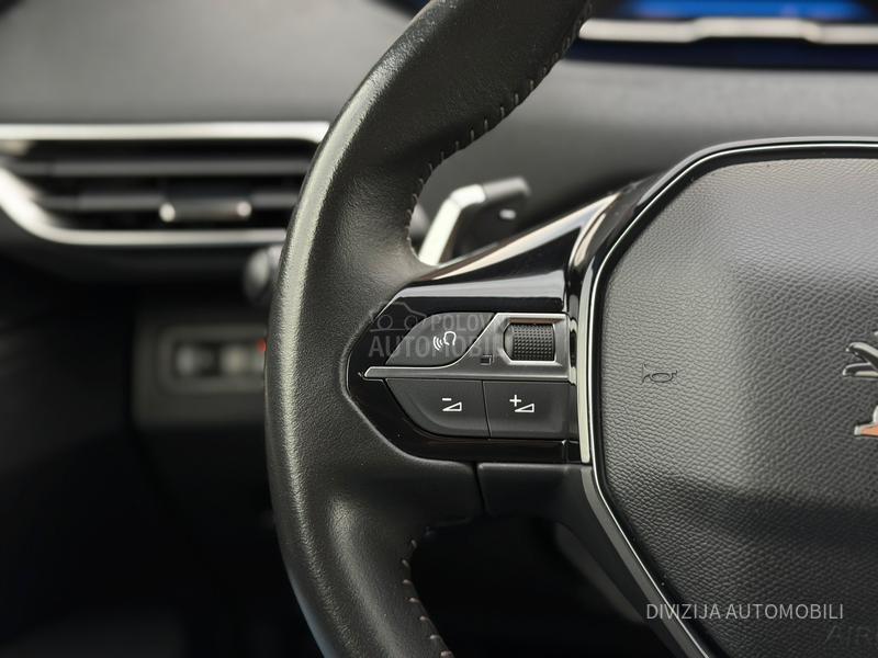 Peugeot 3008 Kamera/Auto/Led/Nav