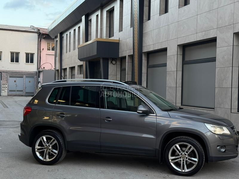 Volkswagen Tiguan 4 MOTION PANO