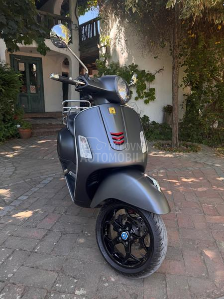 Vespa 300 GTS