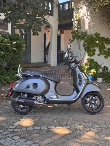 Vespa 300 GTS