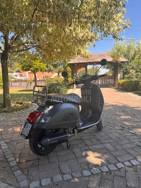 Vespa 300 GTS