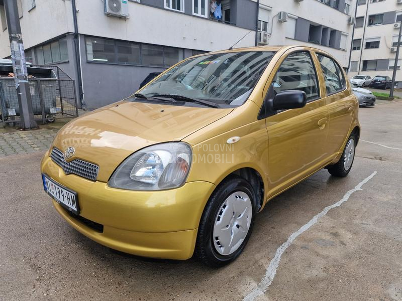 Toyota Yaris VREDI POGLEDATI