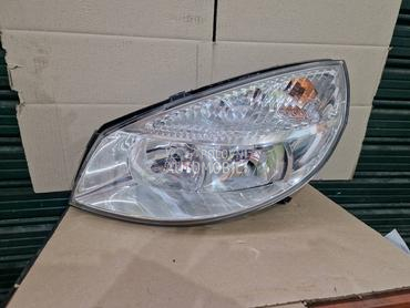 far levi za Renault Scenic od 2003. do 2010. god.