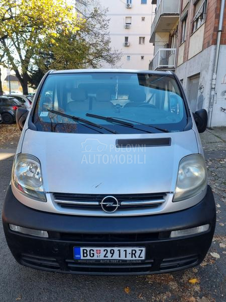 Opel Vivaro regg dobar