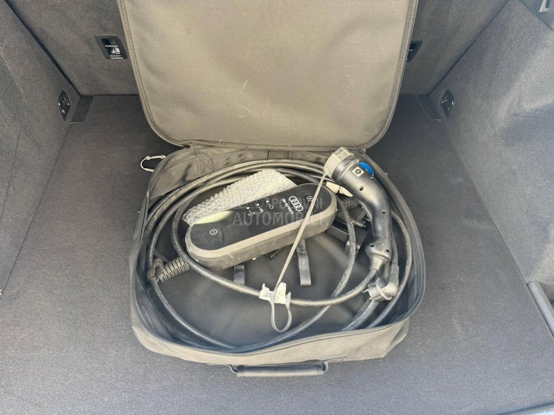 Audi Q3 S LINE TFSI HYBRID