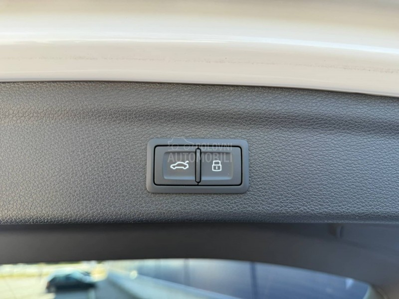 Audi Q3 S LINE TFSI HYBRID