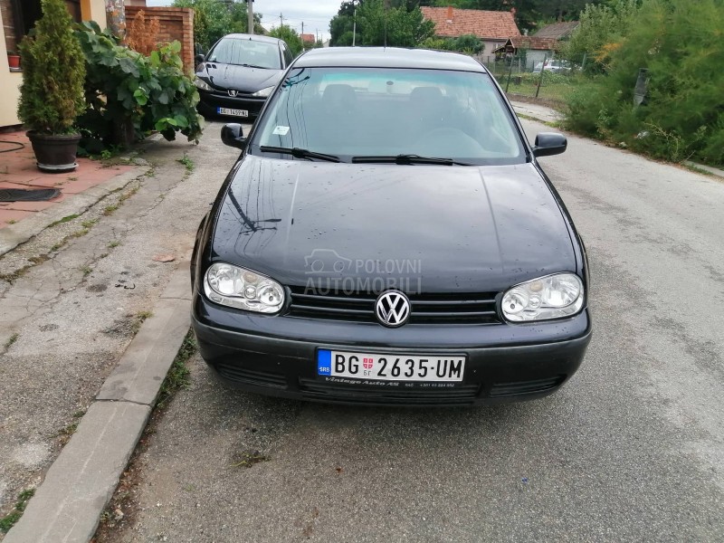 Volkswagen Golf 4 1,4 Dobar