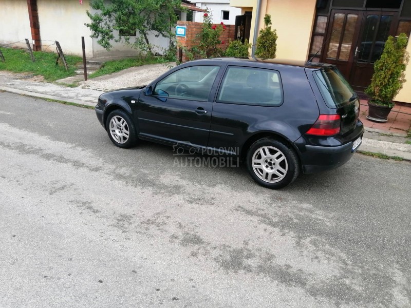 Volkswagen Golf 4 1,4 Dobar
