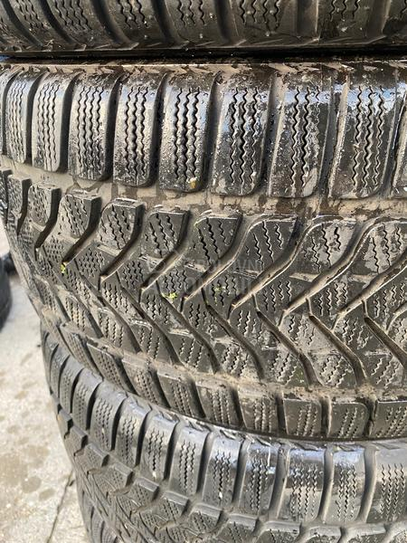 Lassa 245/45 R17 Zimska