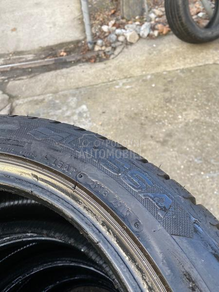 Lassa 245/45 R17 Zimska