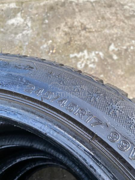 Lassa 245/45 R17 Zimska