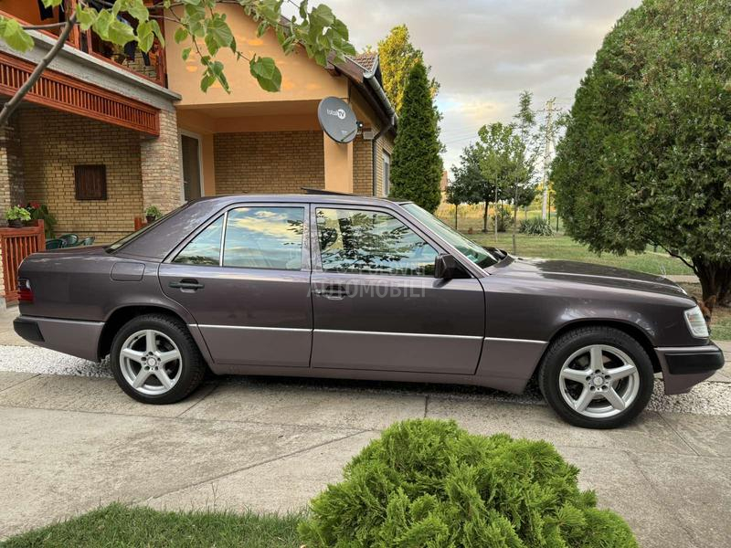 Mercedes Benz W124 W124 200D