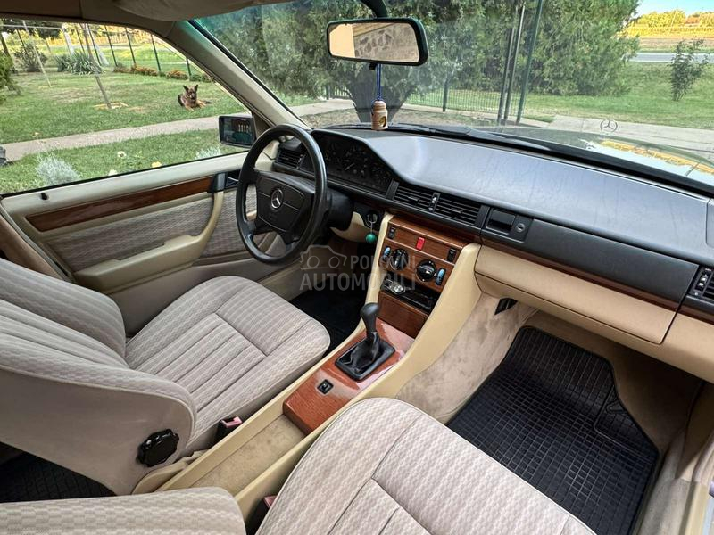 Mercedes Benz W124 W124 200D