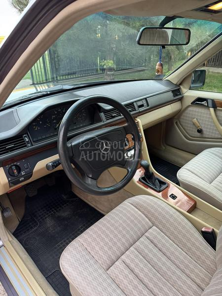 Mercedes Benz W124 W124 200D