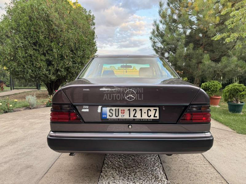 Mercedes Benz W124 W124 200D