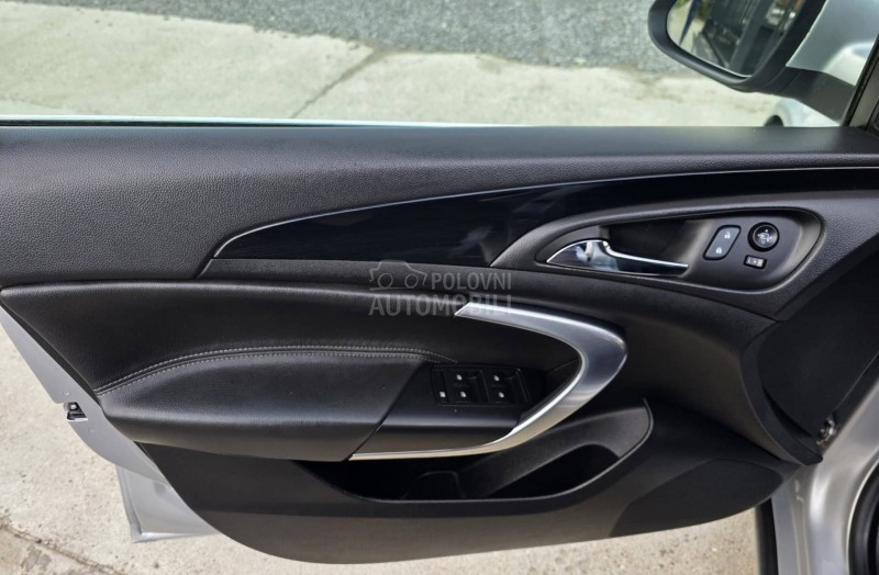 Opel Insignia 2.0 CDTI N.A.V.I