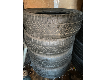 Dunlop 235/60 R18 Zimska