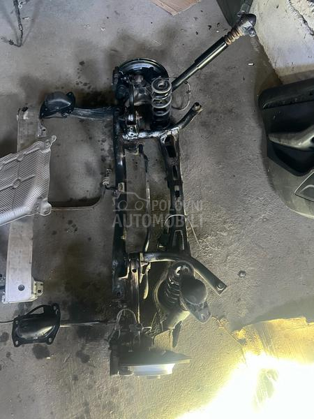 Audi Q3 8UB8UG 2015. god. -  kompletan auto u delovima