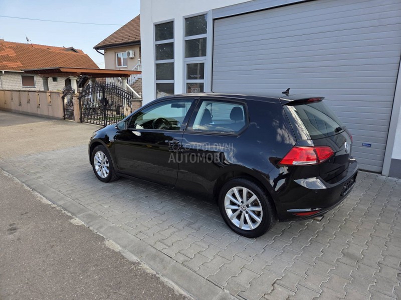 Volkswagen Golf 7 1. 2 tsi xenon led