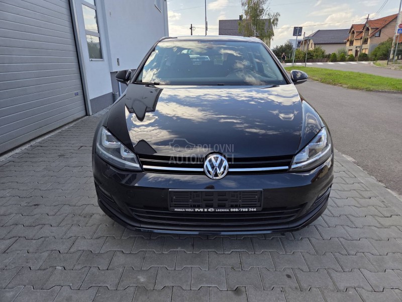 Volkswagen Golf 7 1. 2 tsi xenon led