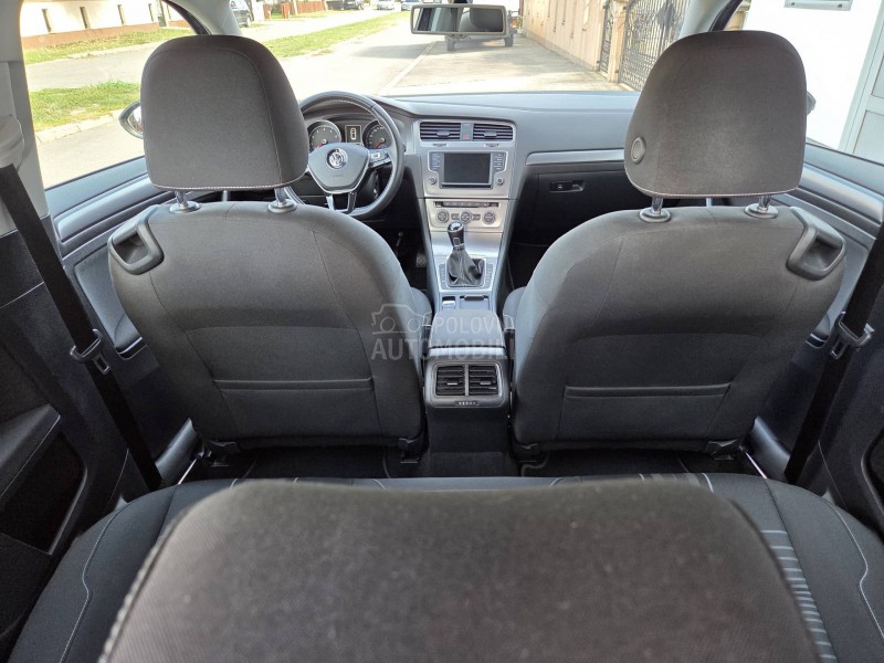 Volkswagen Golf 7 1. 2 tsi xenon led