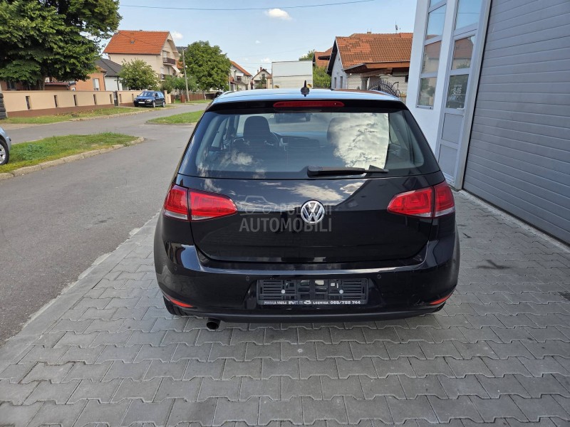 Volkswagen Golf 7 1. 2 tsi xenon led