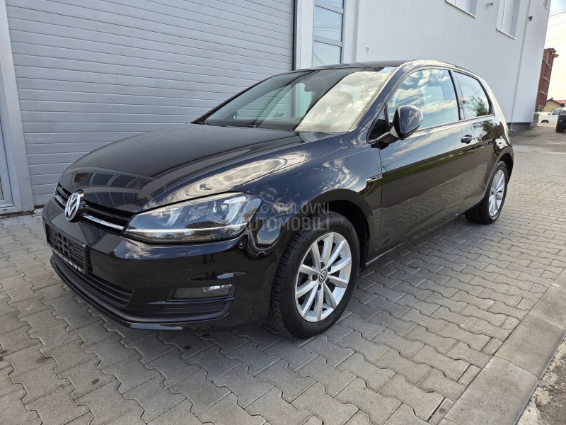 Volkswagen Golf 7 1. 2 tsi xenon led