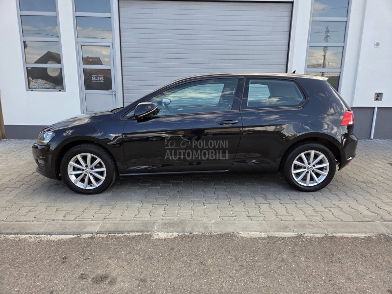 Volkswagen Golf 7 1. 2 tsi xenon led