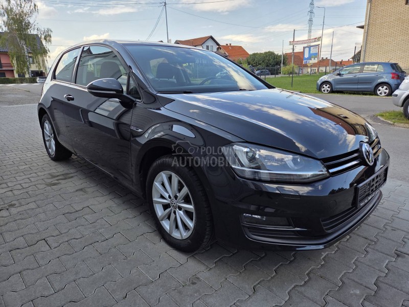 Volkswagen Golf 7 1. 2 tsi xenon led