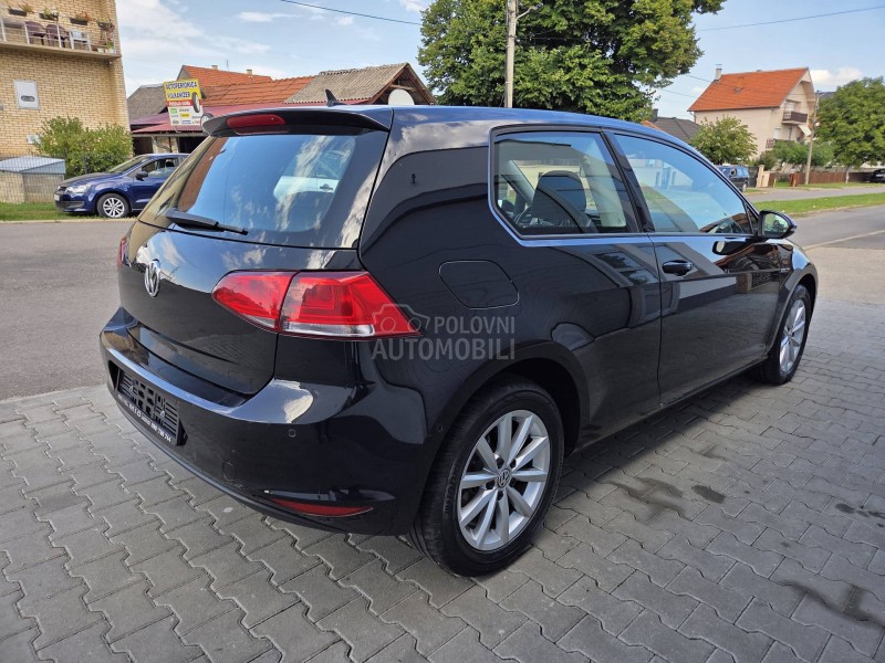 Volkswagen Golf 7 1. 2 tsi xenon led