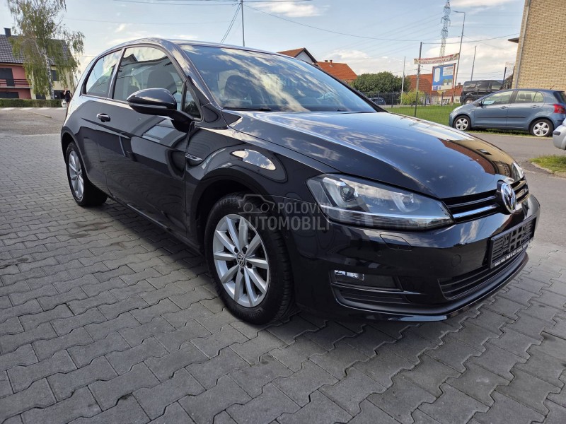 Volkswagen Golf 7 1. 2 tsi xenon led