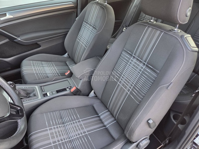 Volkswagen Golf 7 1. 2 tsi xenon led