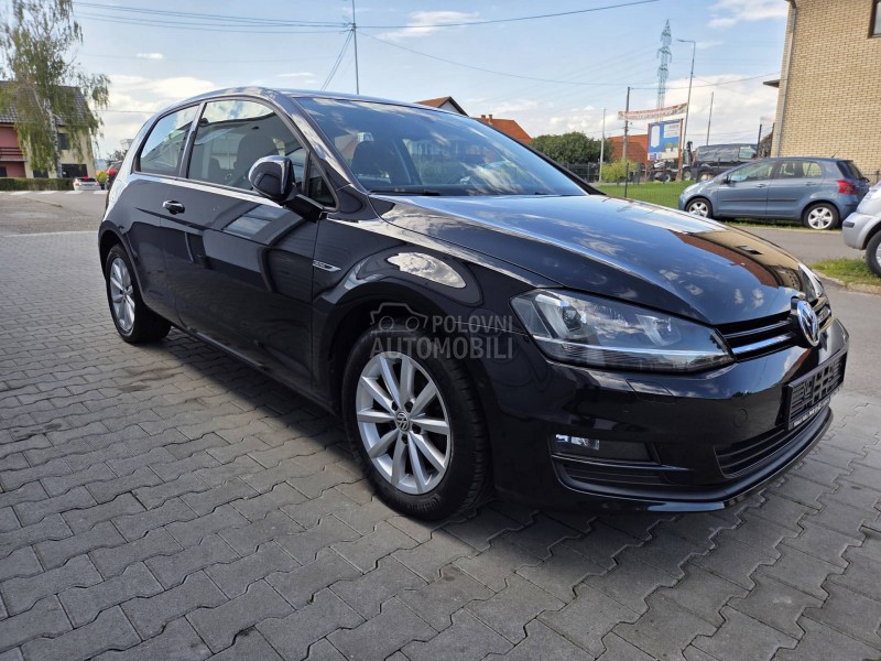 Volkswagen Golf 7 1. 2 tsi xenon led