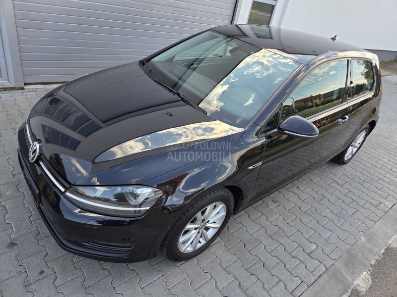 Volkswagen Golf 7 1. 2 tsi xenon led