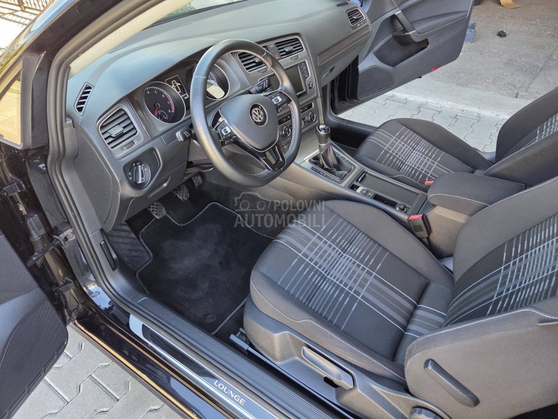 Volkswagen Golf 7 1. 2 tsi xenon led