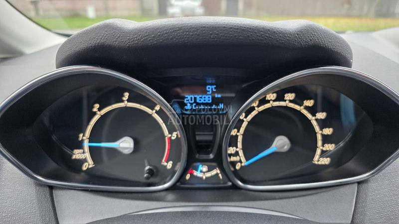Ford Fiesta 1.5 tdci TITANIUM