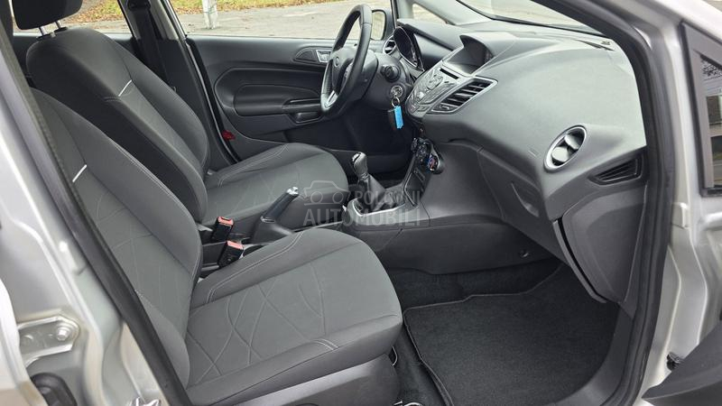 Ford Fiesta 1.5 tdci TITANIUM