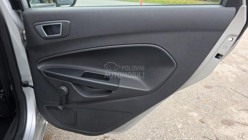 Ford Fiesta 1.5 tdci TITANIUM