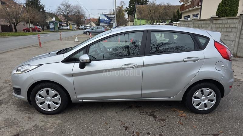Ford Fiesta 1.5 tdci TITANIUM