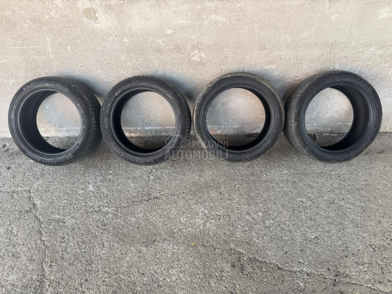 Michelin 225/45 R17 Letnja
