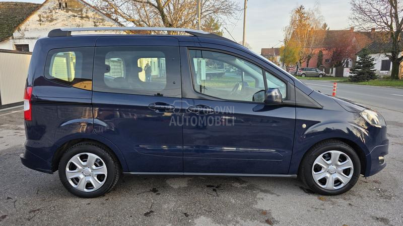 Ford Tourneo Courier 1.5 dci