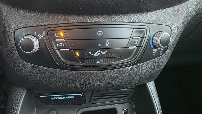 Ford Tourneo Courier 1.5 dci