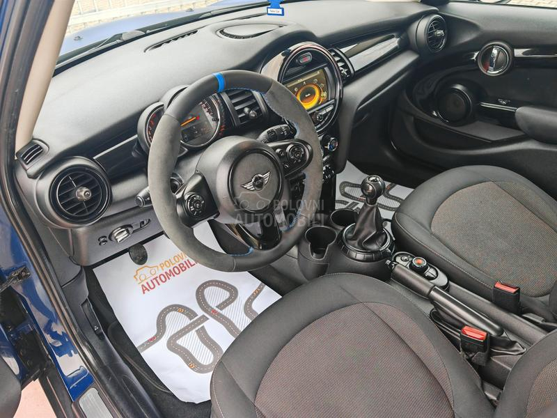 MINI Cooper U N I K A T