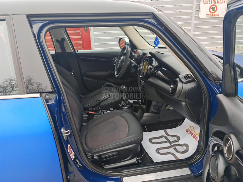 MINI Cooper U N I K A T