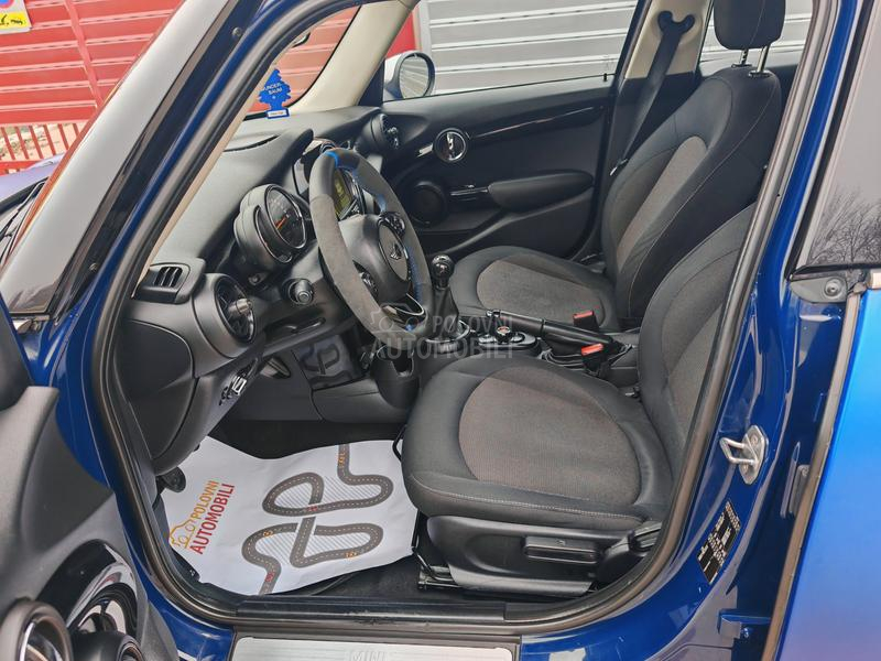 MINI Cooper U N I K A T