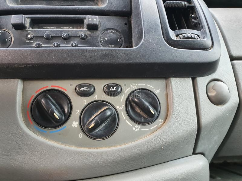 Renault Trafic 1.9DCI