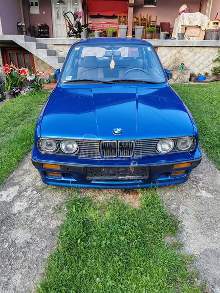 BMW 325 